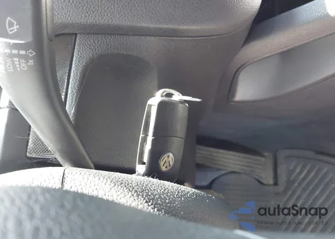 2010 Volkswagen Jetta Se z USA, uszkodzony, nr VIN 3VWRZ7AJ9AM037296